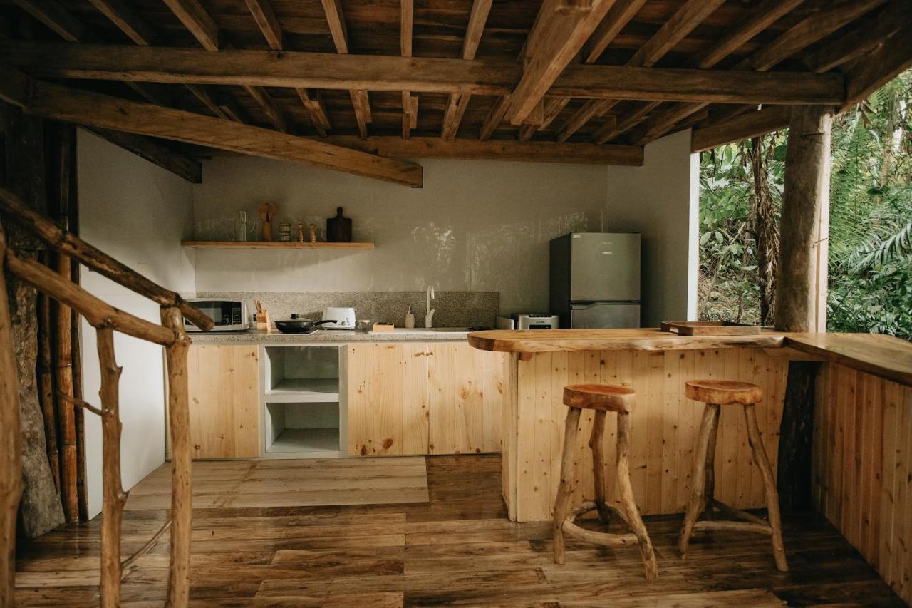 Treehouse De Valentine Villa Balamban Екстериор снимка