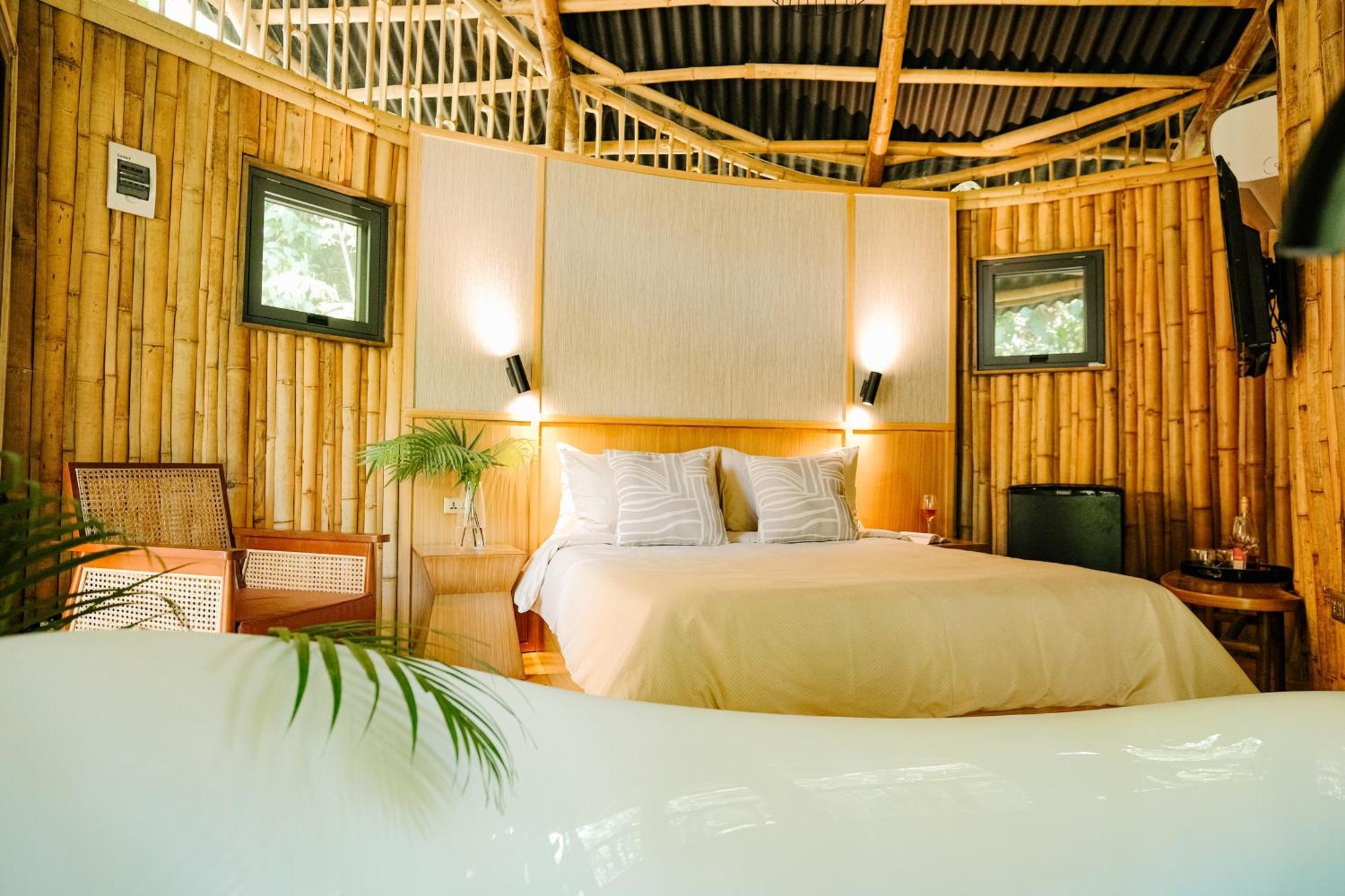 Treehouse De Valentine Villa Balamban Екстериор снимка